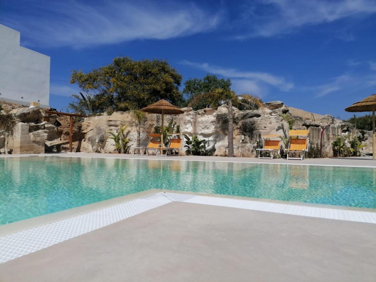 L'Oasi Villaggio Albergo Φαβινιάνα Εξωτερικό φωτογραφία