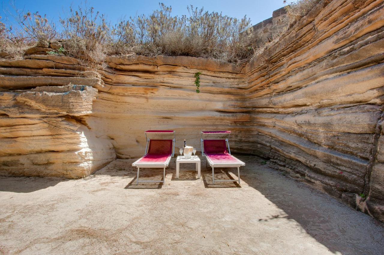 L'Oasi Villaggio Albergo Φαβινιάνα Εξωτερικό φωτογραφία